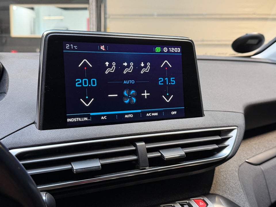 Peugeot 5008 1,6 BlueHDi 120 Allure 7prs 5d