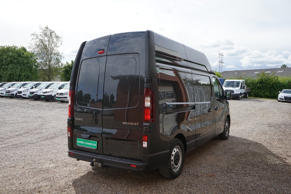 Renault Trafic T29 2,0 dCi 145 L2H2