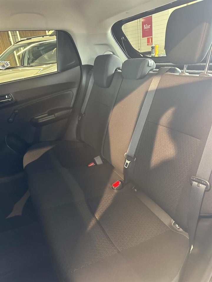 Suzuki Swift 1,2 mHybrid Action 5d