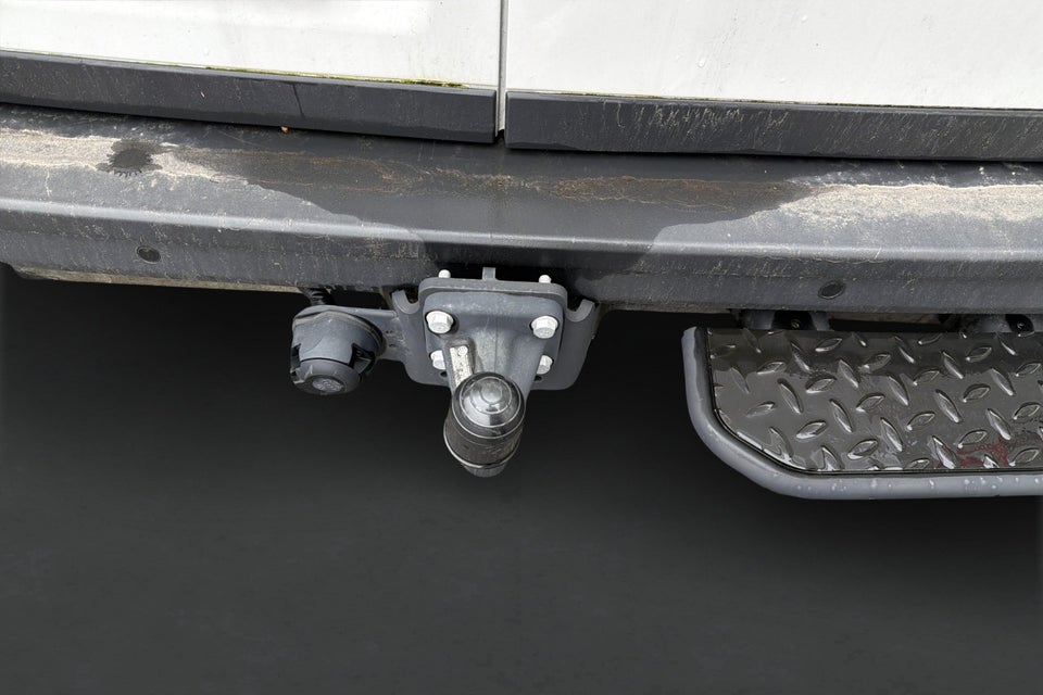 VW Crafter 35 2,0 TDi 177 Kassevogn L3H3 aut.