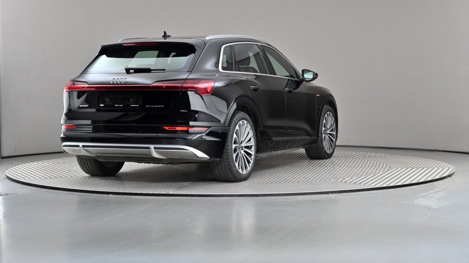 Audi e-tron 55 S-line Sportback quattro 5d