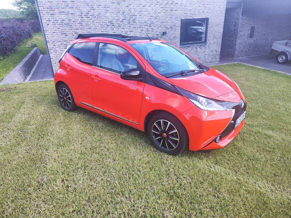 Toyota Aygo 1,0 VVT-i x-sky 5d