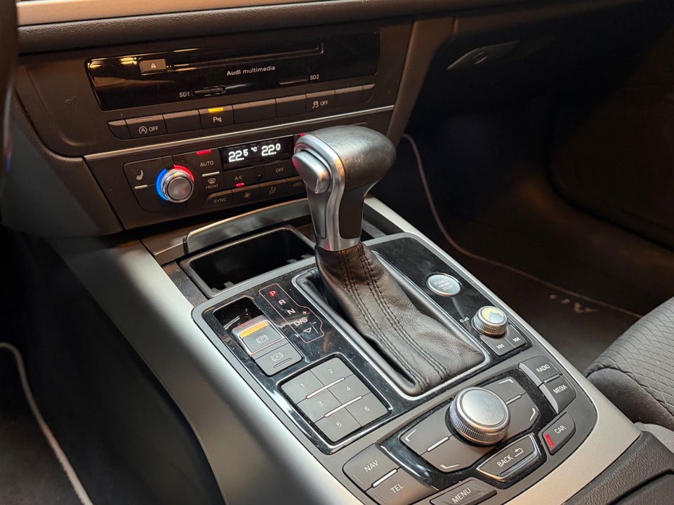 Audi A6 2,0 TDi 177 S-line Avant Multitr. 5d
