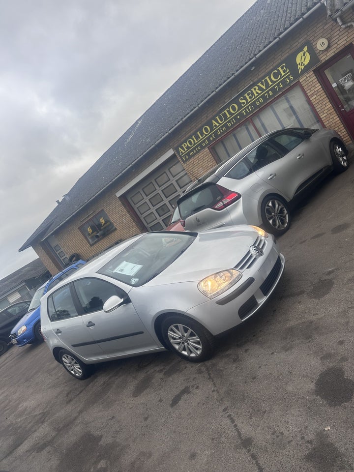 VW Golf V 1,6 Comfortline 5d