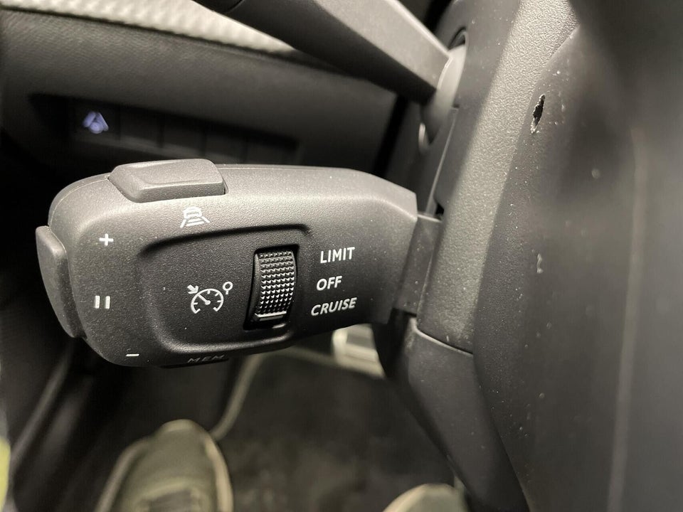 Peugeot e-2008 54 GT 5d