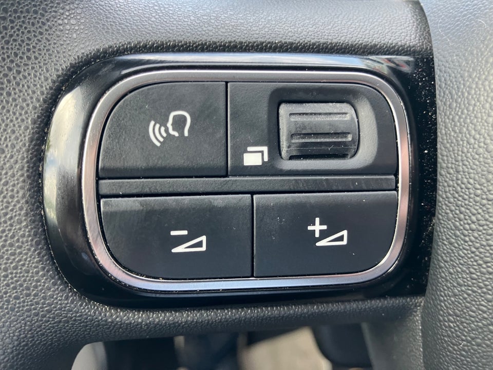 Citroën C3 1,2 PureTech 83 Shine 5d