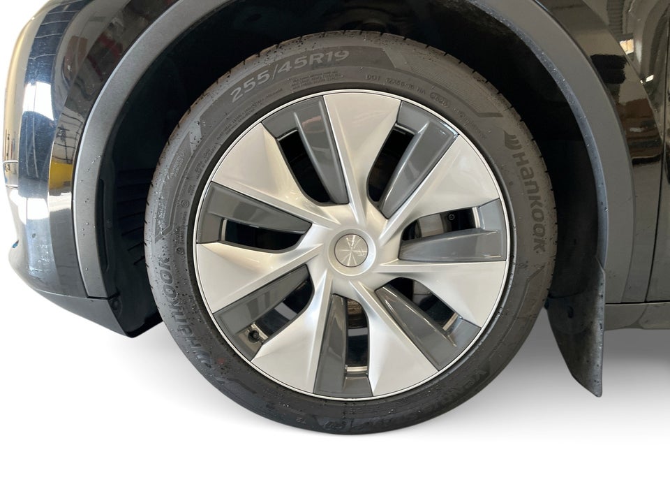 Tesla Model Y RWD 5d