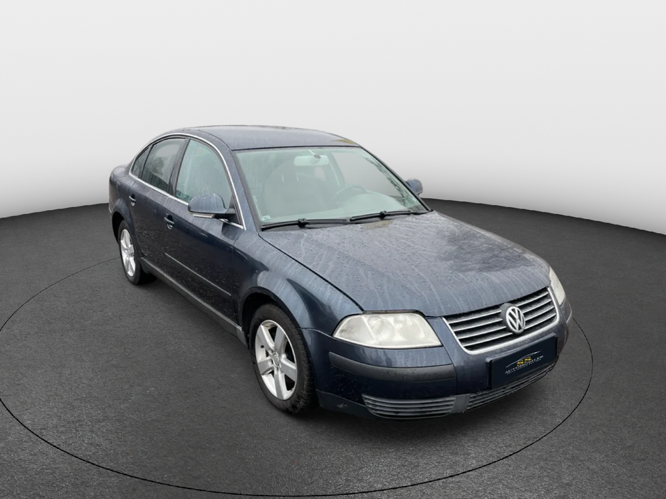 VW Passat 1,8 T 4d