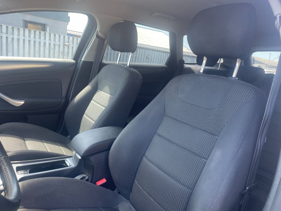 Ford Mondeo 2,0 SCTi 203 Titanium stc. aut. 5d