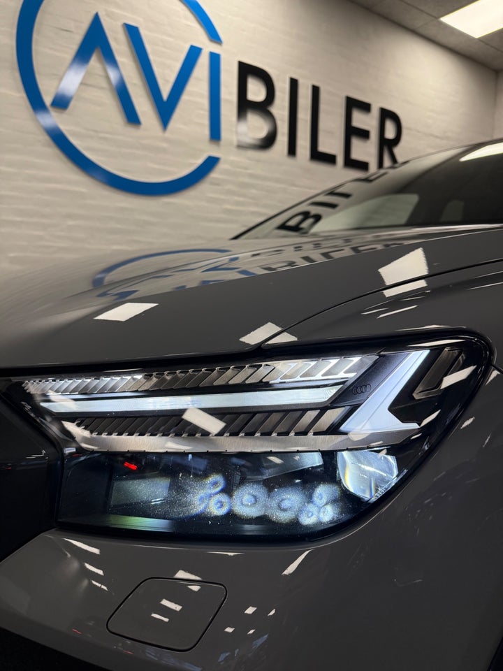 Audi Q4 e-tron 50 S-line quattro 5d