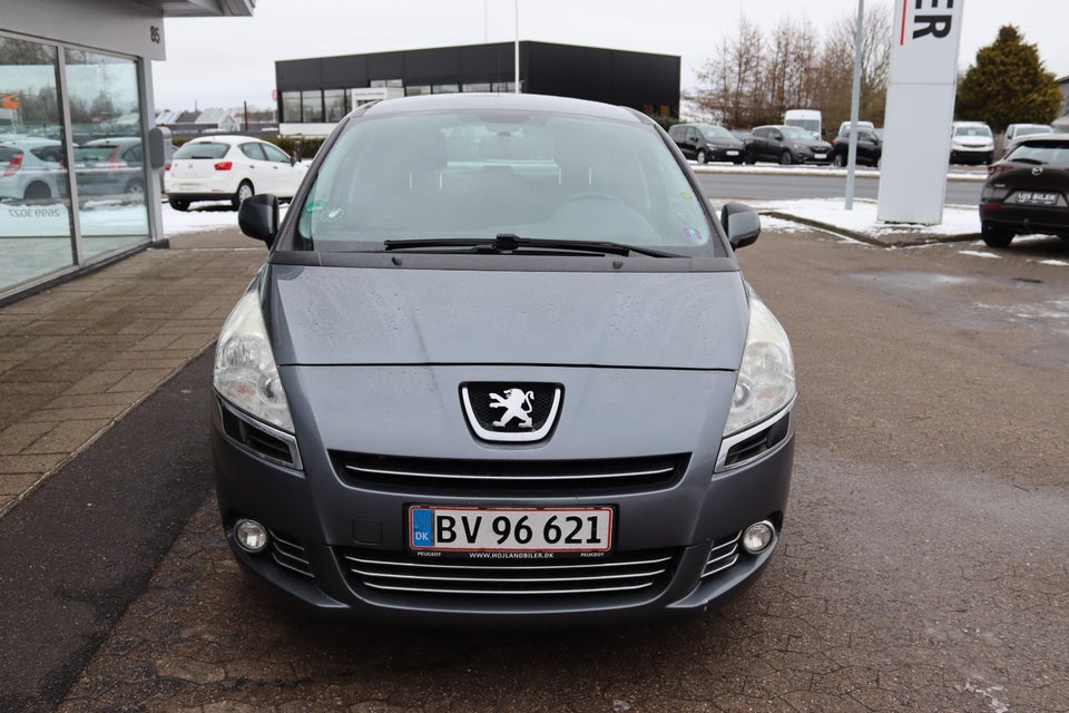Peugeot 5008 2,0 HDi 150 Premium 7prs 5d