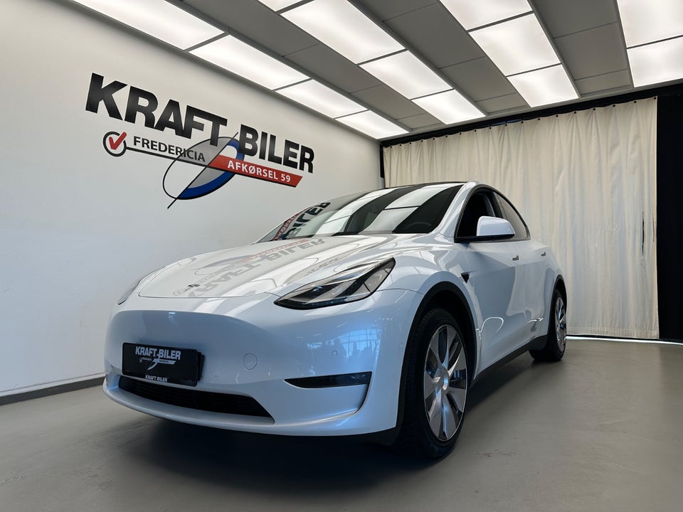 Tesla Model Y Long Range AWD 5d