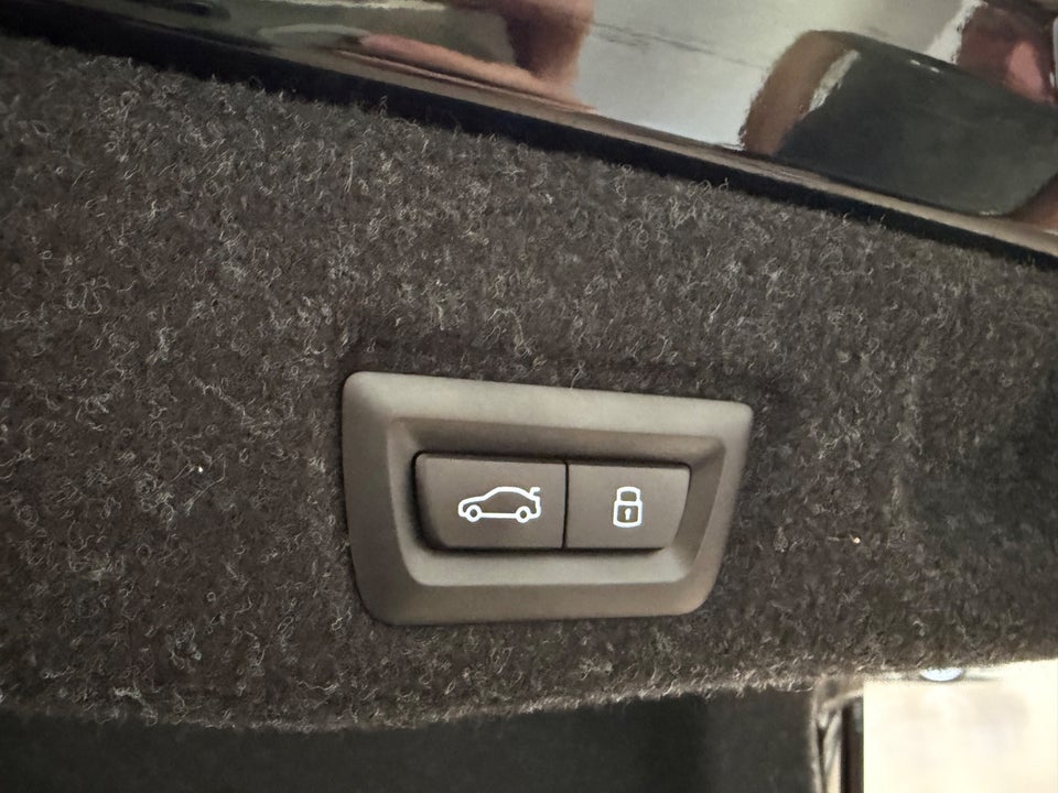 BMW i5 eDrive40 Fully Charged M-Sport Pro 4d