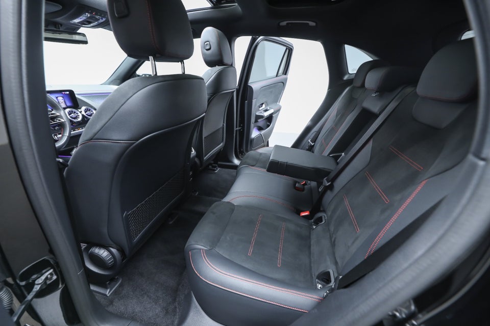 Mercedes EQA250+ AMG Advance 5d