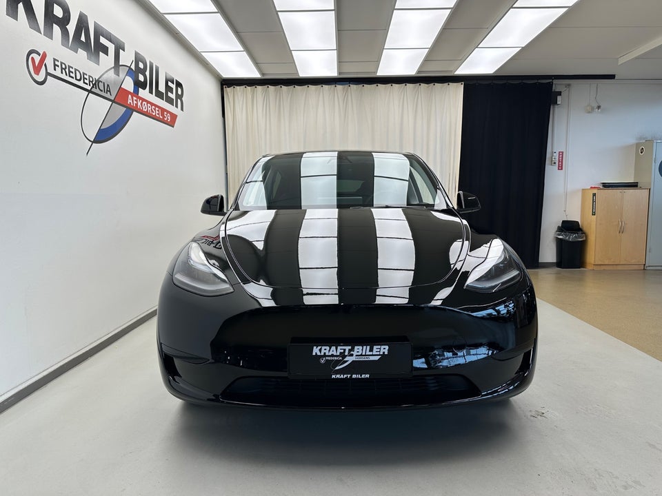 Tesla Model Y RWD 5d