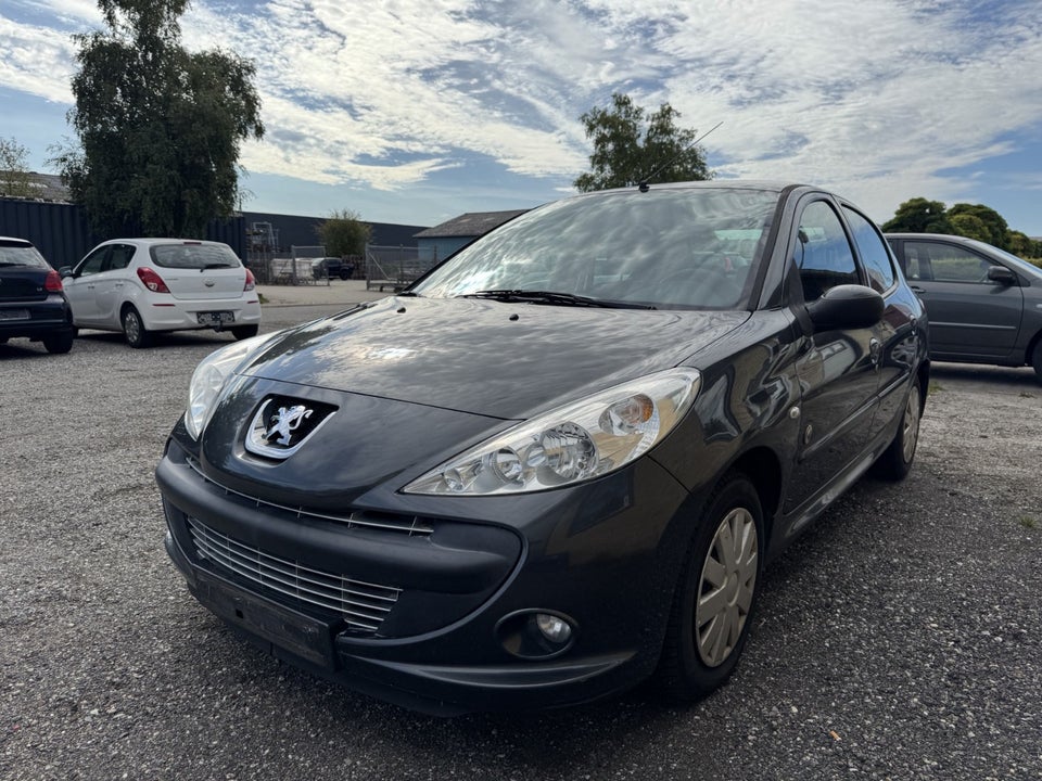 Peugeot 206+ 1,4 HDi 68 Active 5d