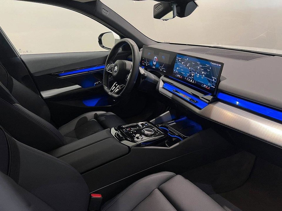 BMW i5 eDrive40 M-Sport 4d