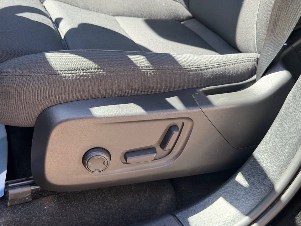 Volvo XC40 ReCharge Twin Plus 5d