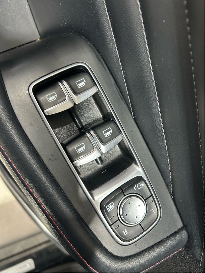 MG EHS 1,5 PHEV Luxury 5d