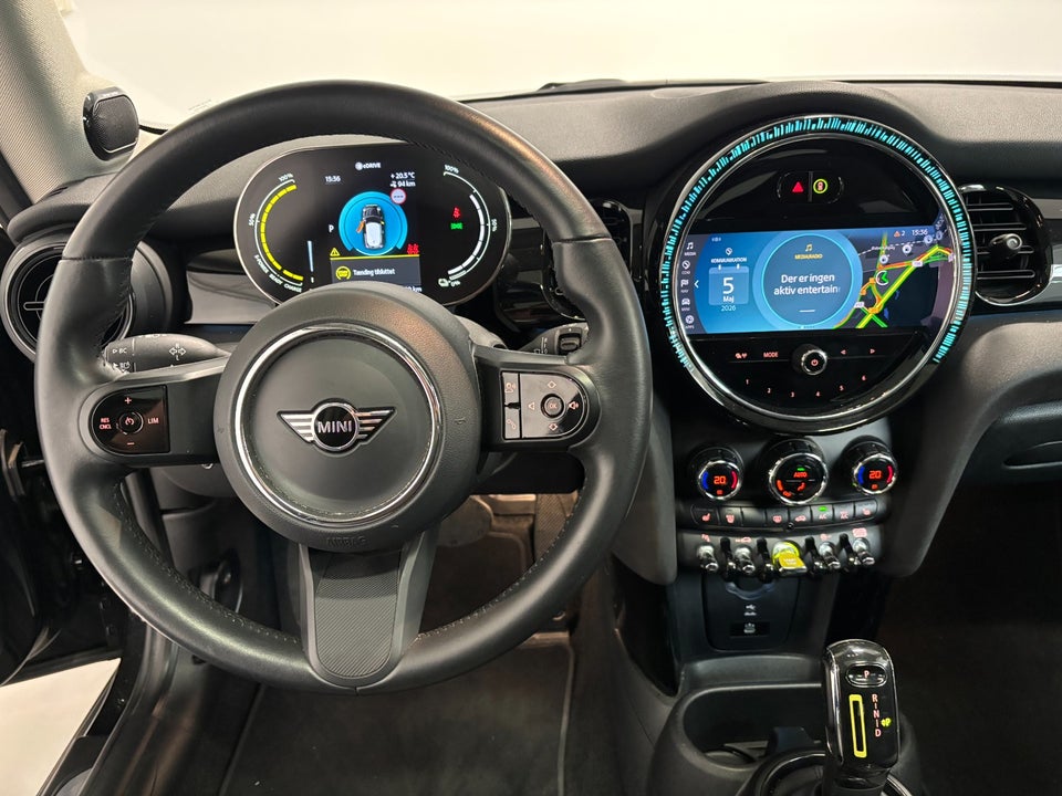 MINI Cooper SE Classic Trim 3d