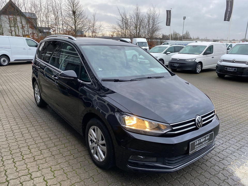 VW Touran 2,0 TDi 150 Highline+ DSG Van 5d
