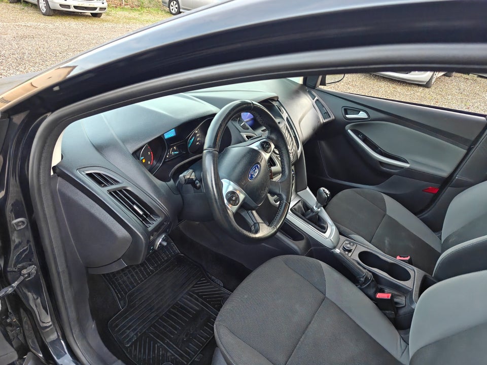 Ford Focus 1,6 TDCi 95 Edition stc. 5d