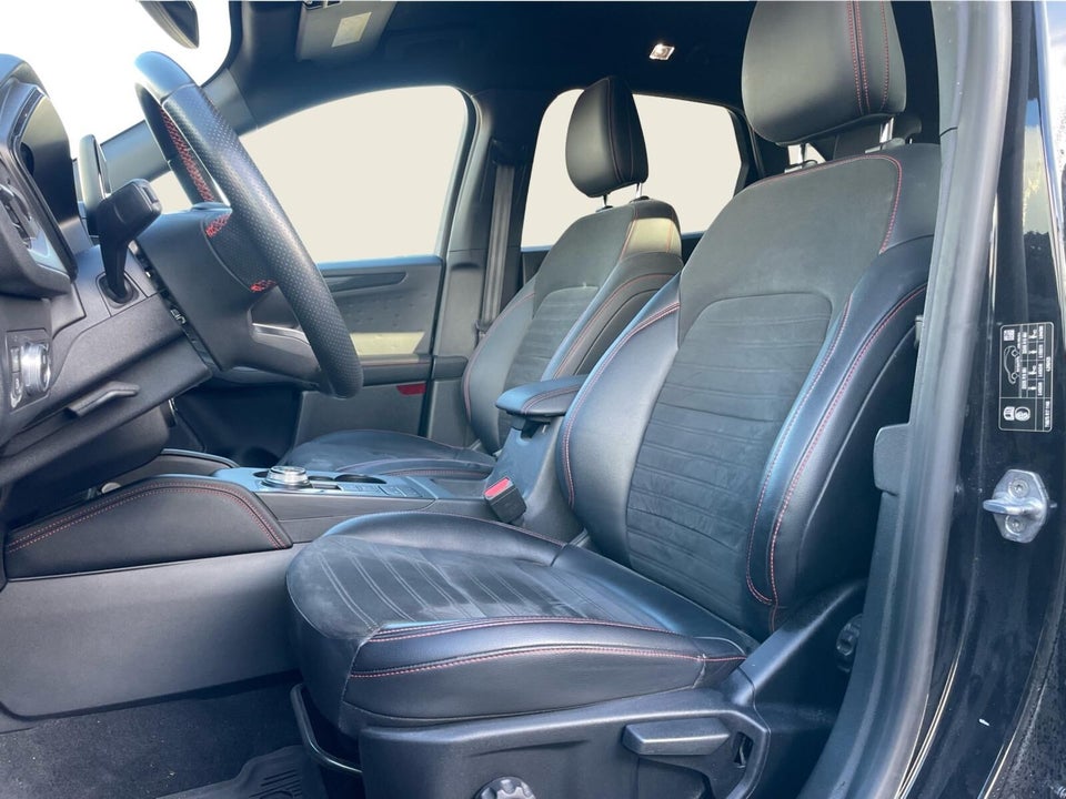 Ford Kuga 2,5 PHEV ST-Line X CVT 5d