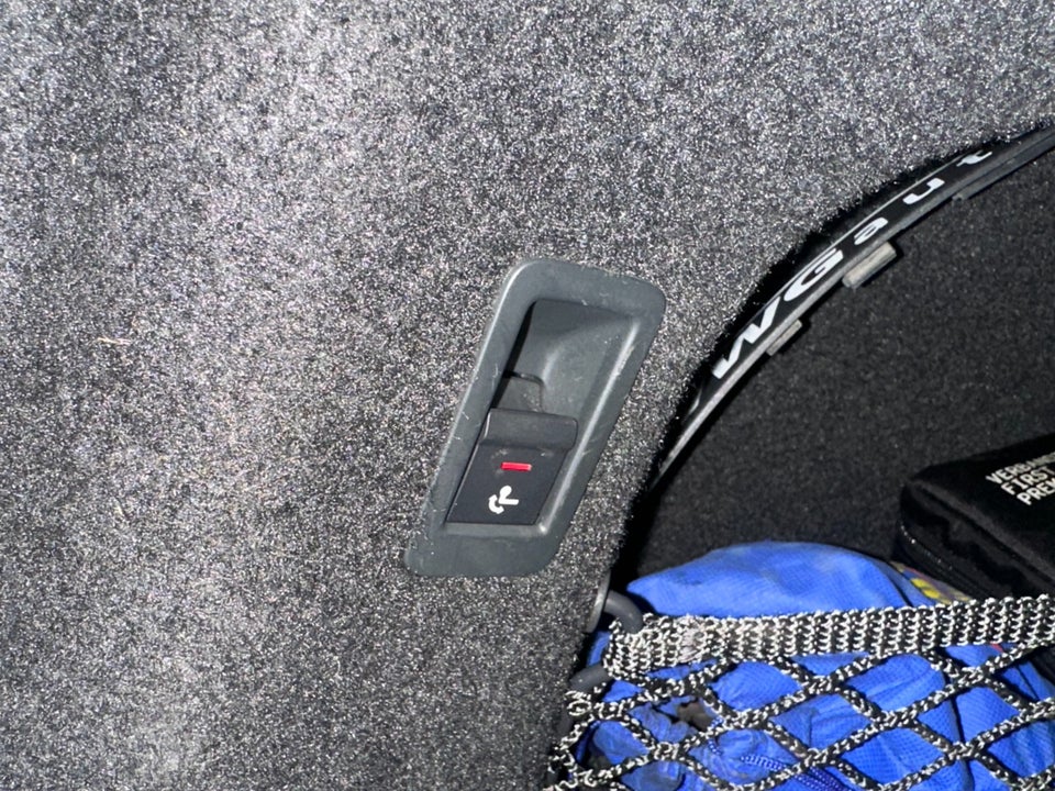 Audi A6 40 TDi S-line S-tr. 4d