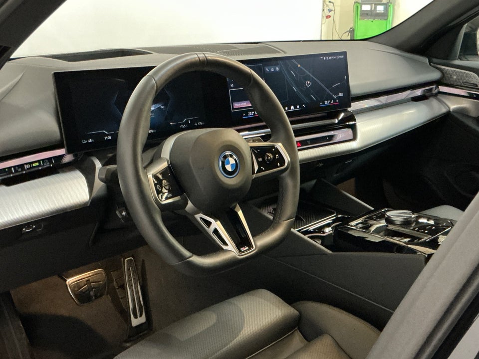 BMW i5 eDrive40 Touring Fully Charged M-Sport 5d