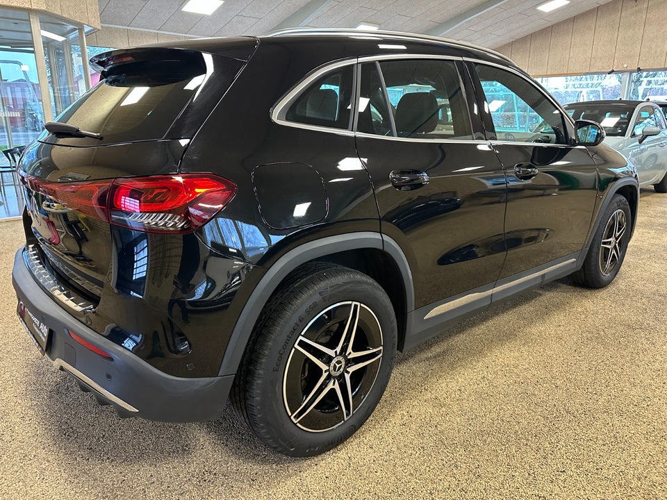 Mercedes EQA250 AMG Line 5d