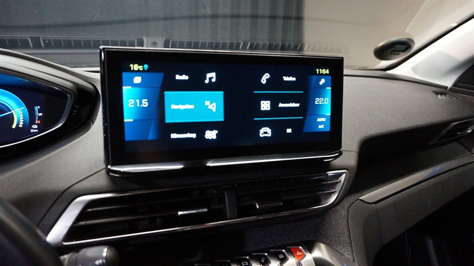 Peugeot 3008 1,6 Hybrid Allure Pack Limited EAT8 5d