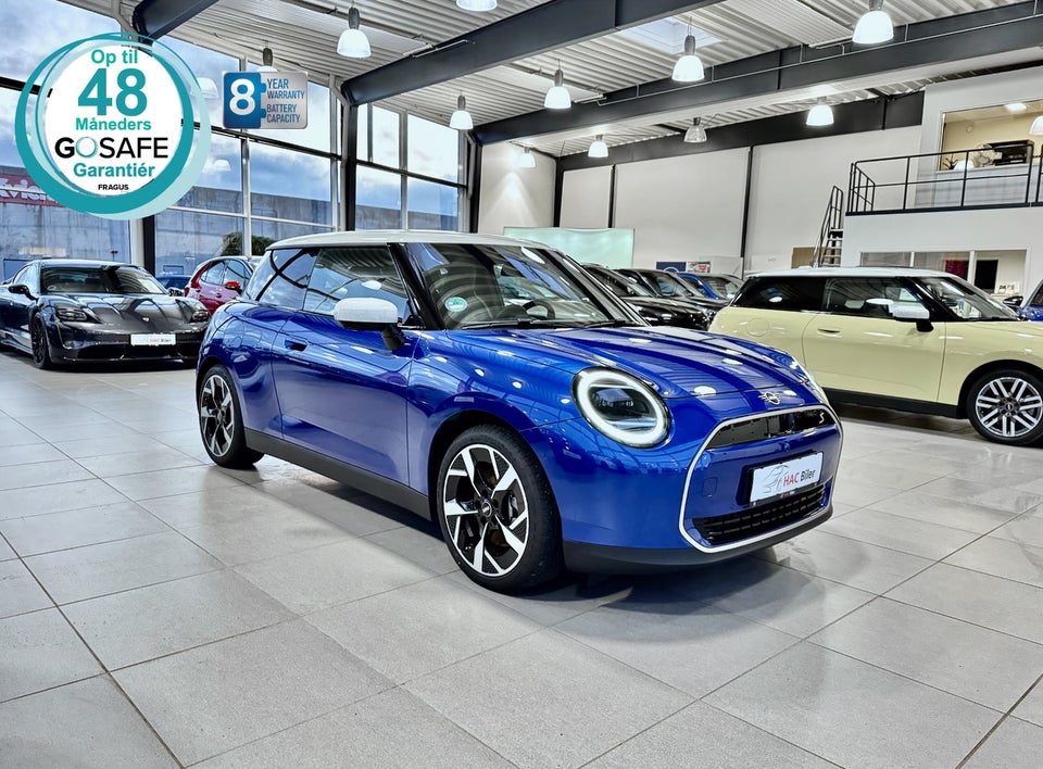 MINI Cooper SE Favoured Trim XL 3d