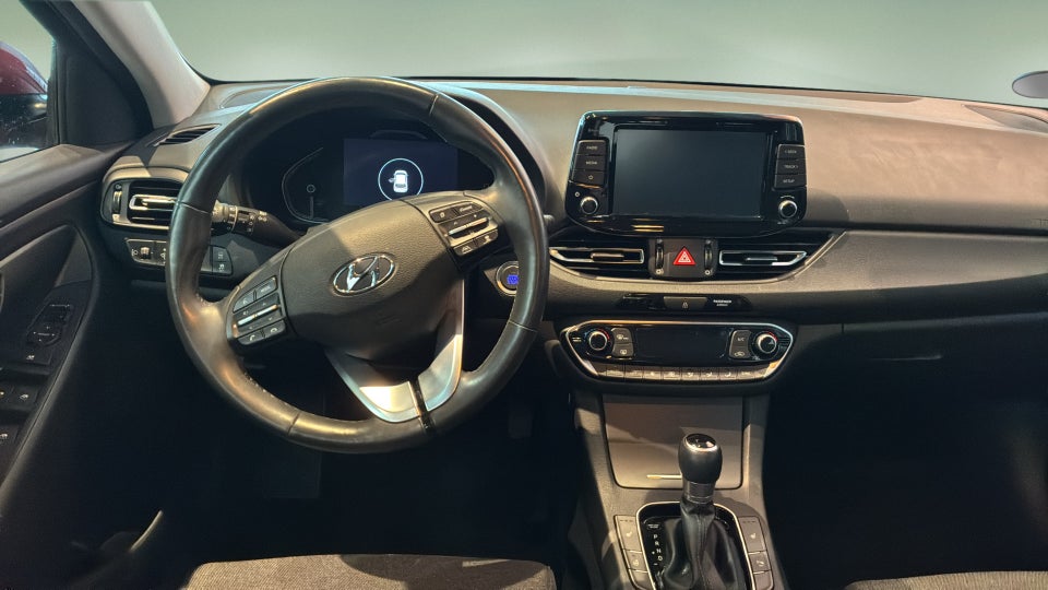 Hyundai i30 1,0 T-GDi Essential stc. DCT 5d