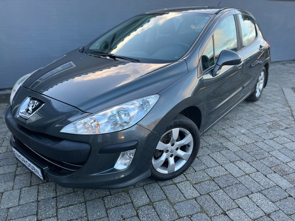 Peugeot 308 1,6 HDi 90 Comfort S 5d