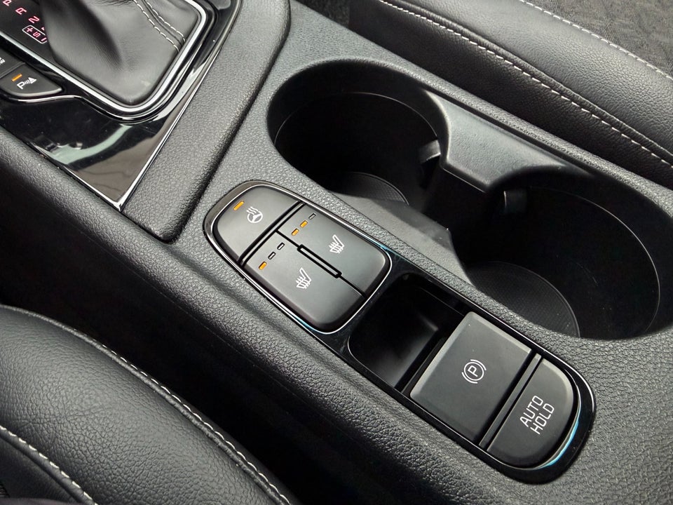 Kia Niro 1,6 HEV Advance DCT 5d