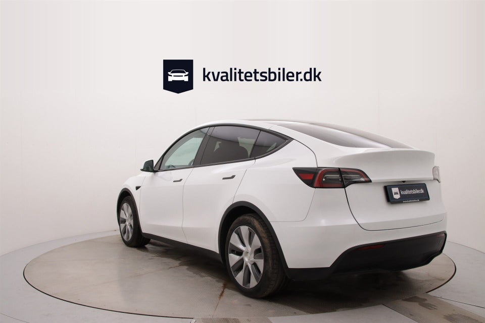 Tesla Model Y RWD 5d