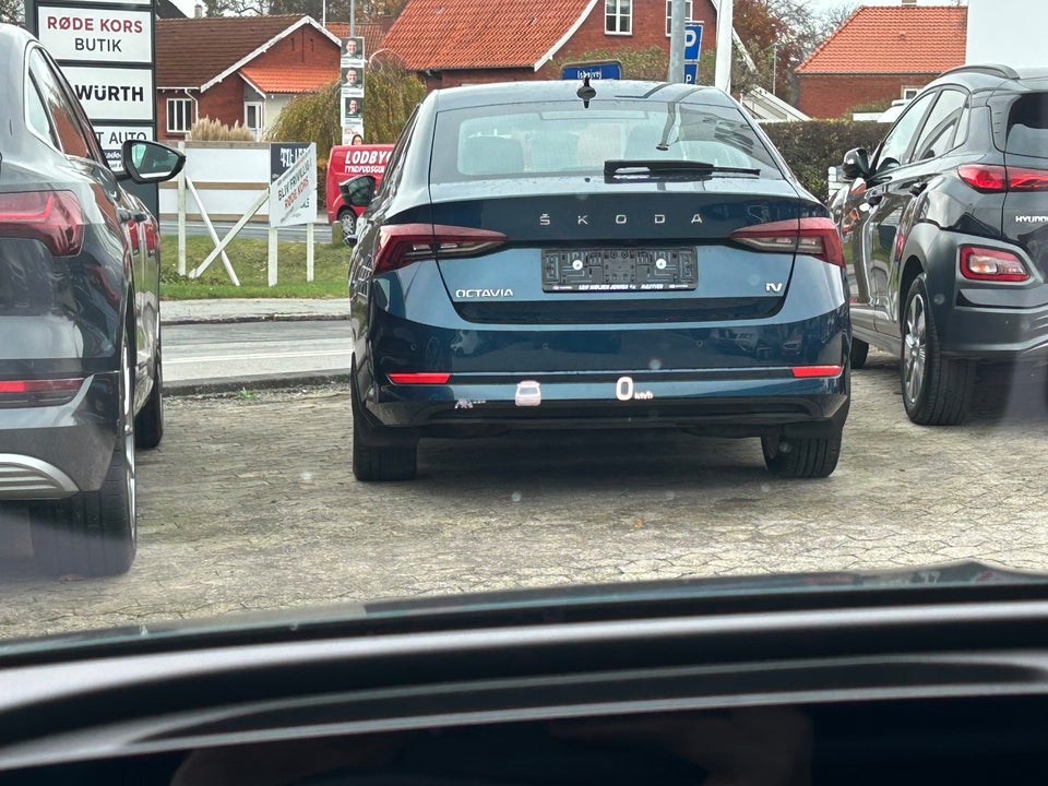 Skoda Enyaq 80 iV Lounge 5d