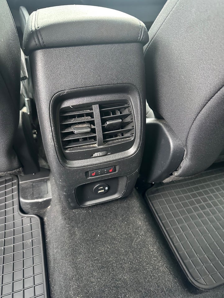 Ford Kuga 2,5 PHEV Trend CVT 5d