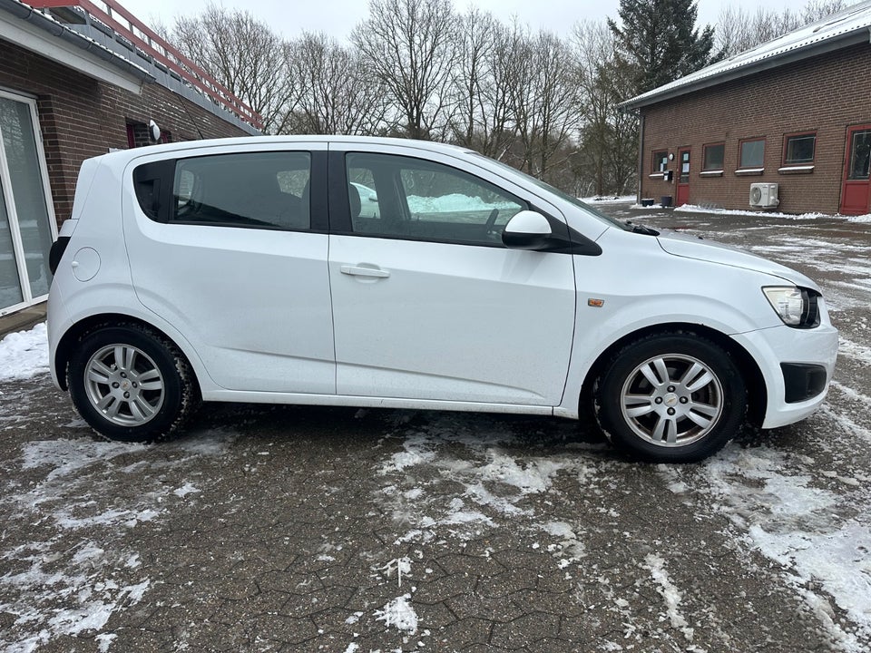 Chevrolet Aveo 1,2 LT ECO 5d