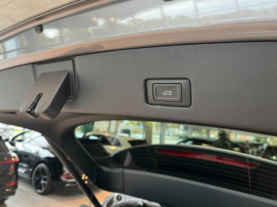 Audi Q4 e-tron 45 S-line 5d