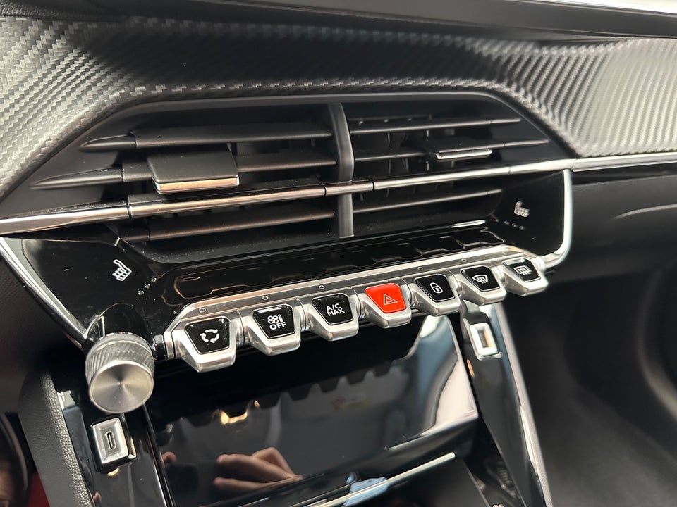 Peugeot 208 1,2 PureTech 100 Allure 5d