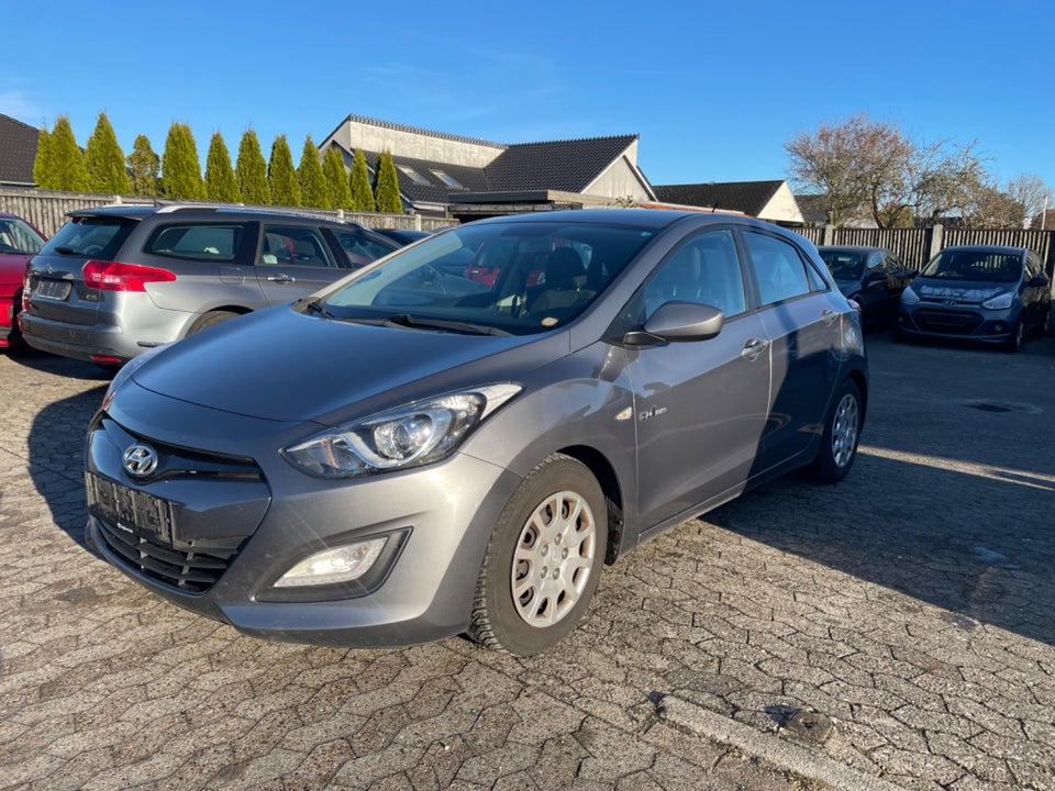 Hyundai i30 1,6 CRDi 110 Comfort Eco 5d