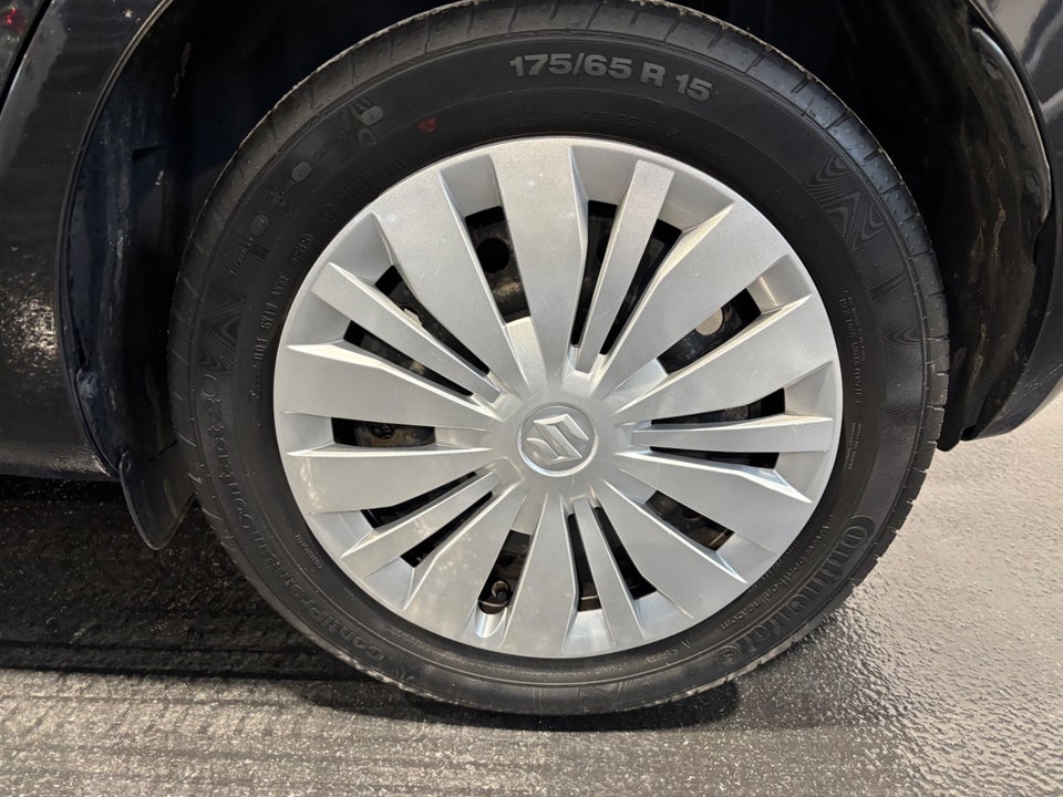 Suzuki Swift 1,2 Dualjet 5d