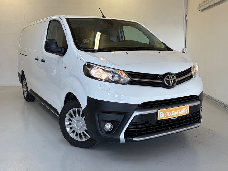 Toyota ProAce 2,0 D 122 Long Comfort Master aut. 4d