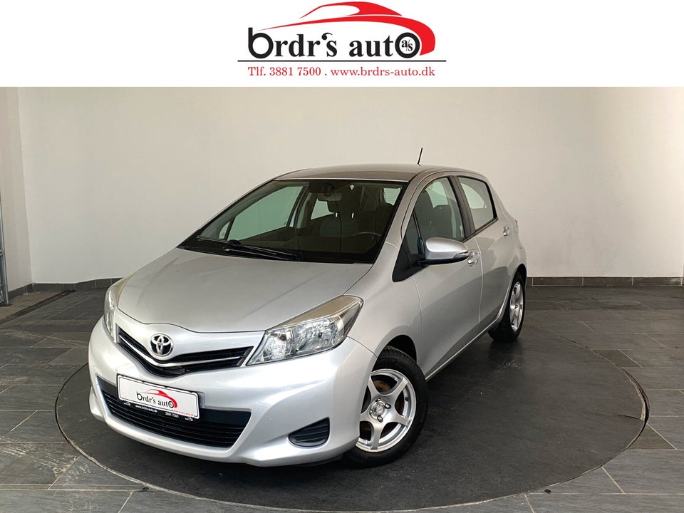 Toyota Yaris 1,0 VVT-i T1 5d