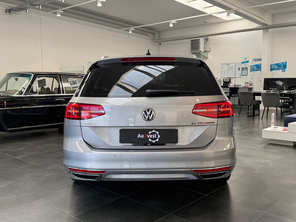 VW Passat 2,0 TDi 240 Highline Variant DSG 4Motion 5d
