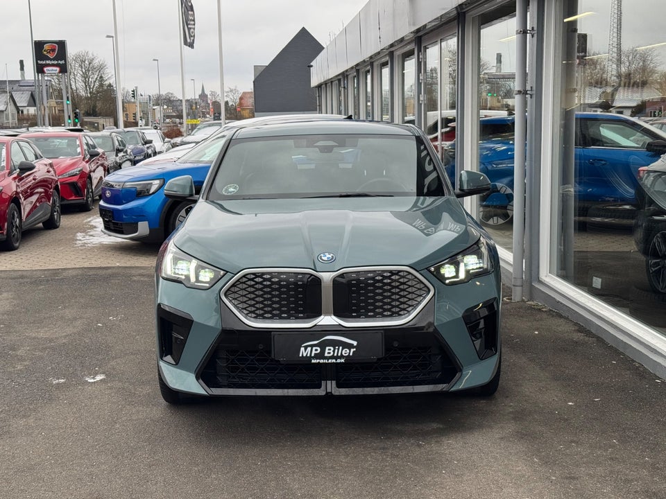 BMW iX2 eDrive20 M-Sport 5d