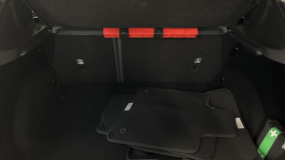 Volvo EX30 Extended Range Plus 5d