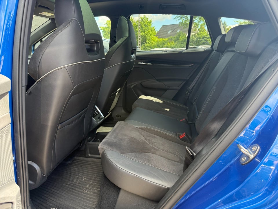 Skoda Enyaq 80x iV Sportline 5d