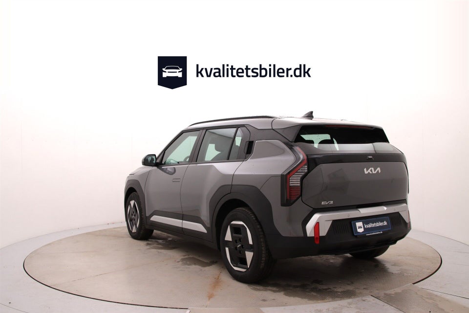 Kia EV3 58 Standard Range Access 5d